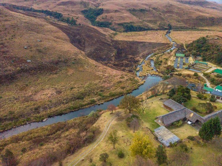 Lolambazo Country House & Cottage - Giants Castle Drakensberg Mahlutshini Exterior photo
